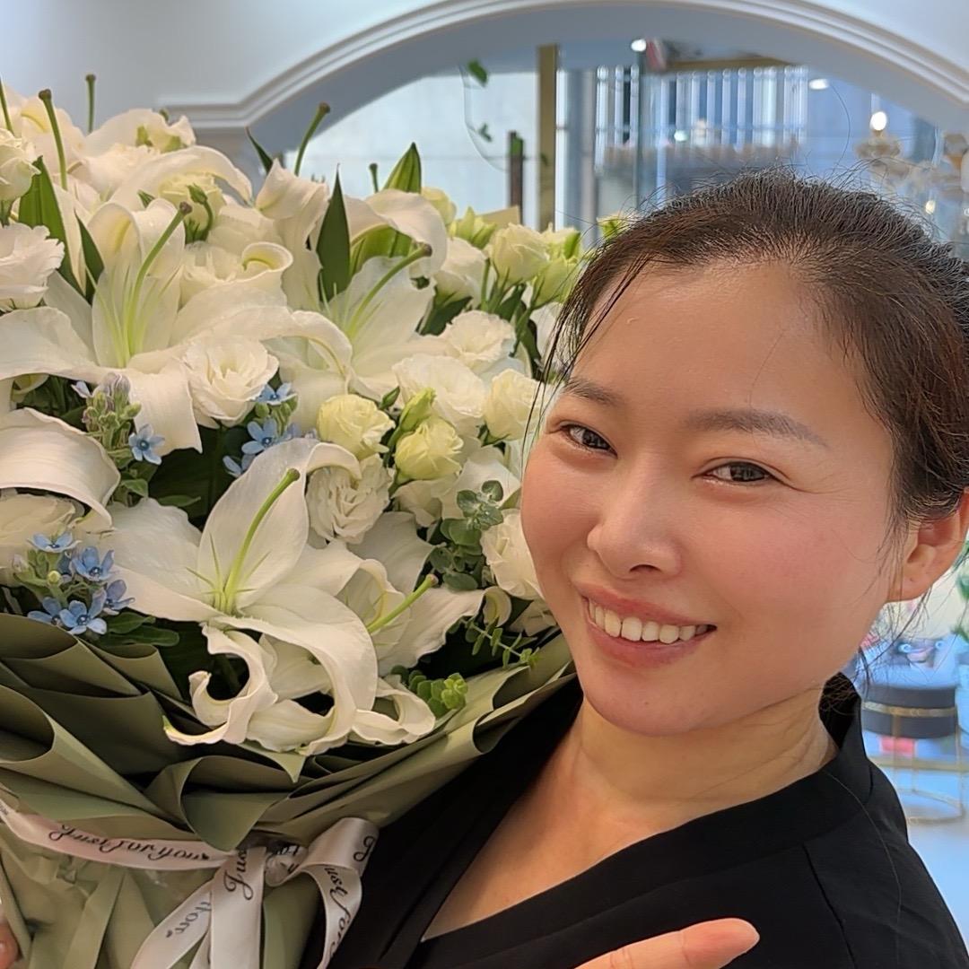 诗澜丁丁美容师顾问