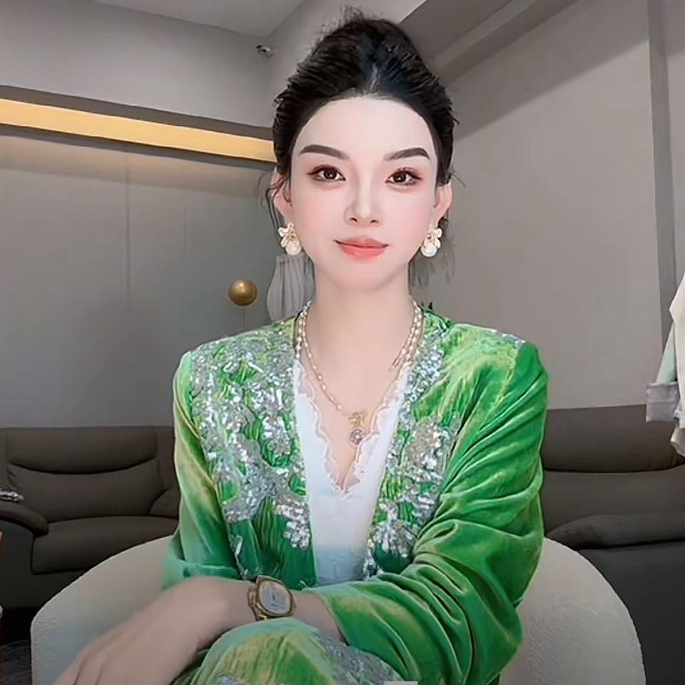 三C娘娘(宸嫚国风穿搭)