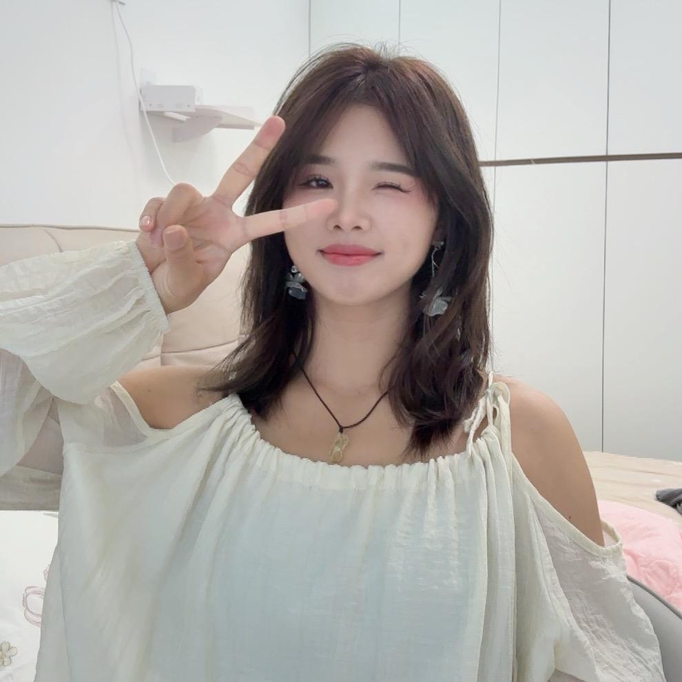 小靖（317姬鱼摄影师）