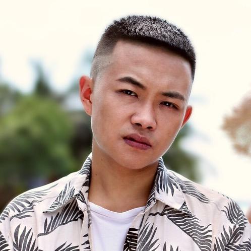 贵阳豪车批发-贾某人