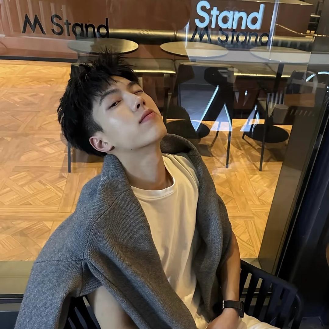 Chalice·查理男装