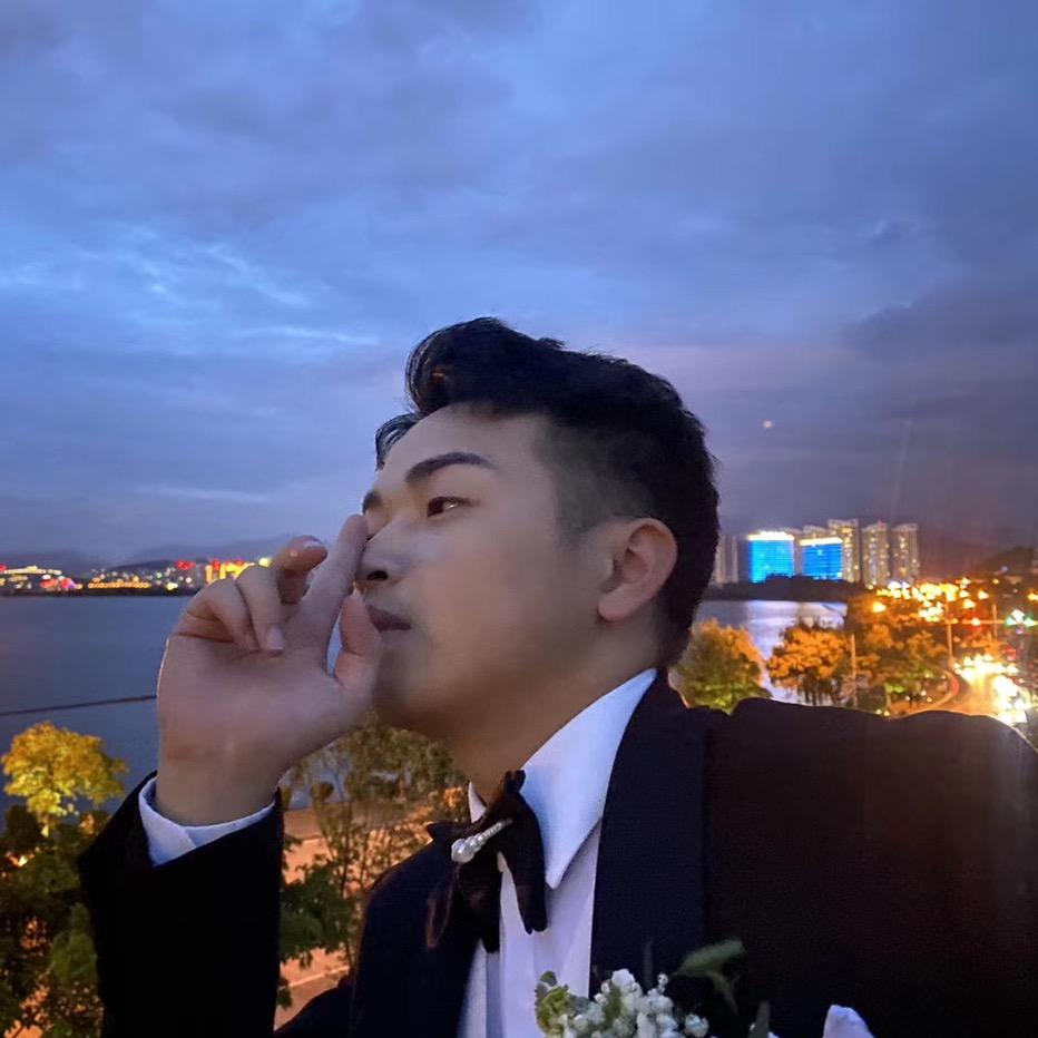盖伦出轻语🌈