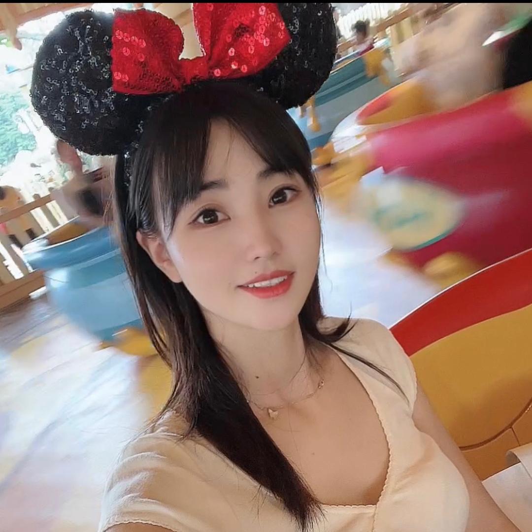 小阿诺。