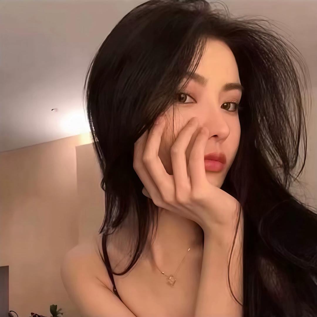混过社会卖过萌.
