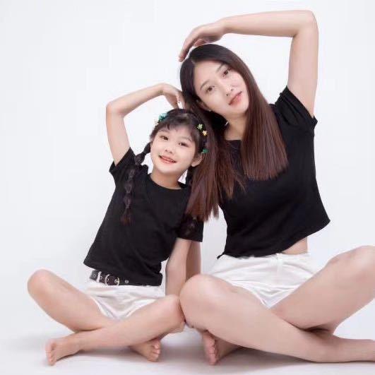 在河南小镇开折扣店的晓晓