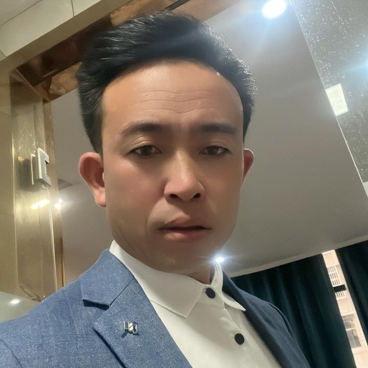奋斗中的男人