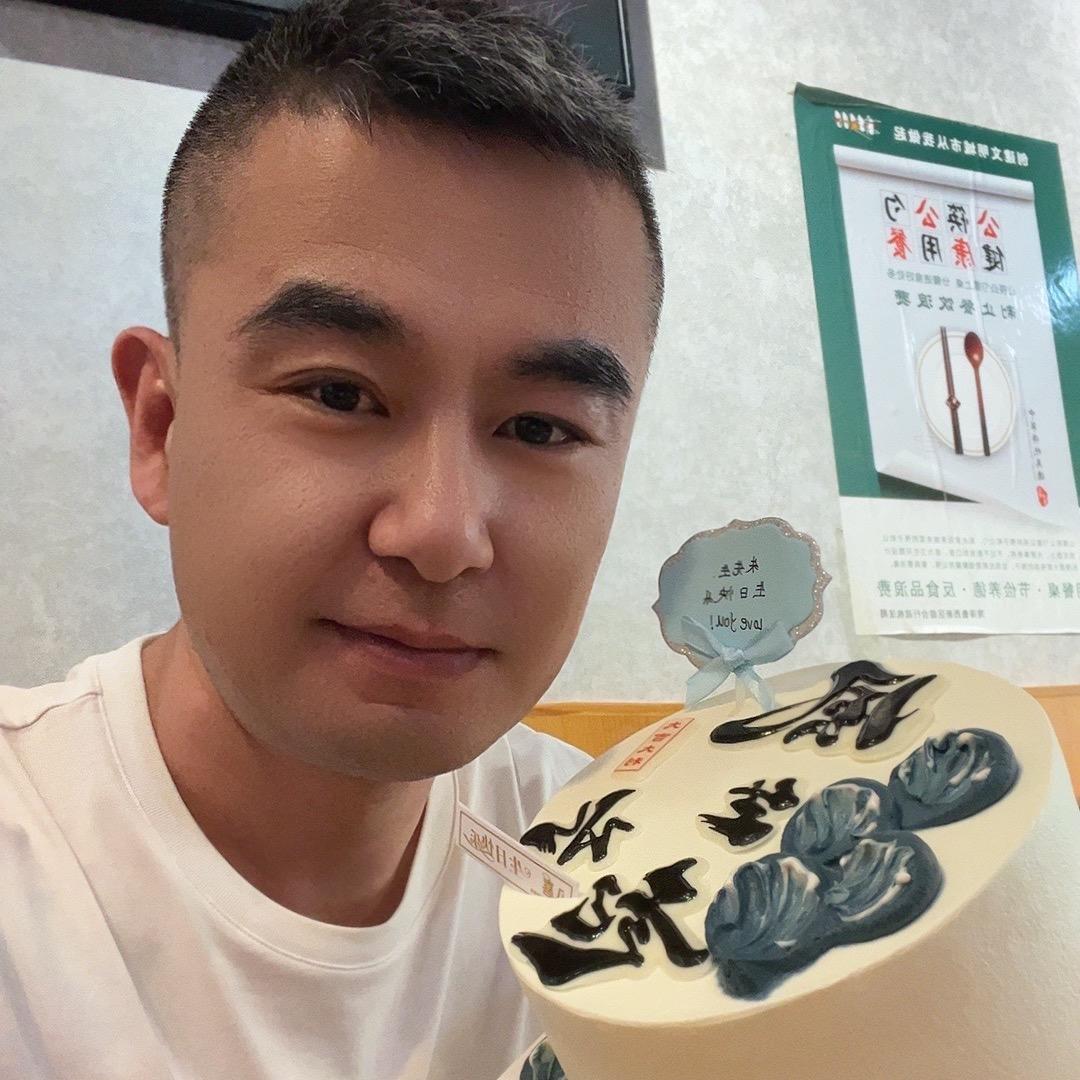 小殿主