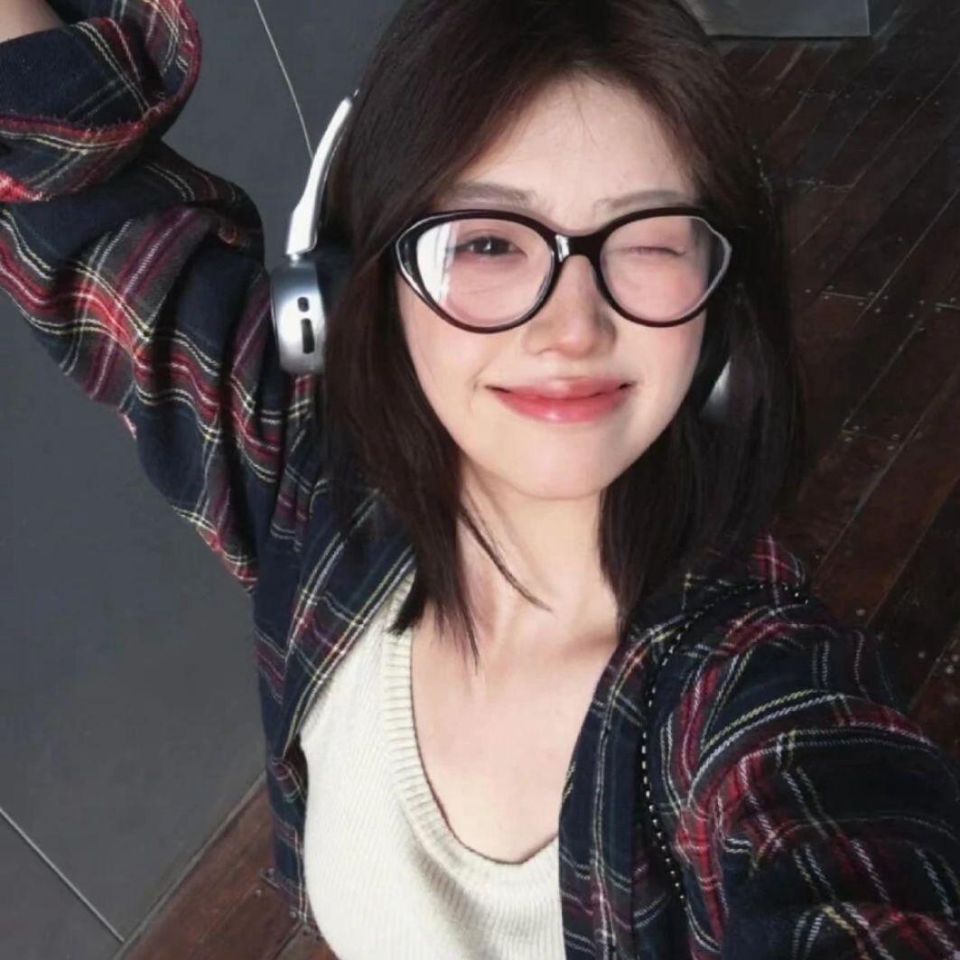 小怡同学