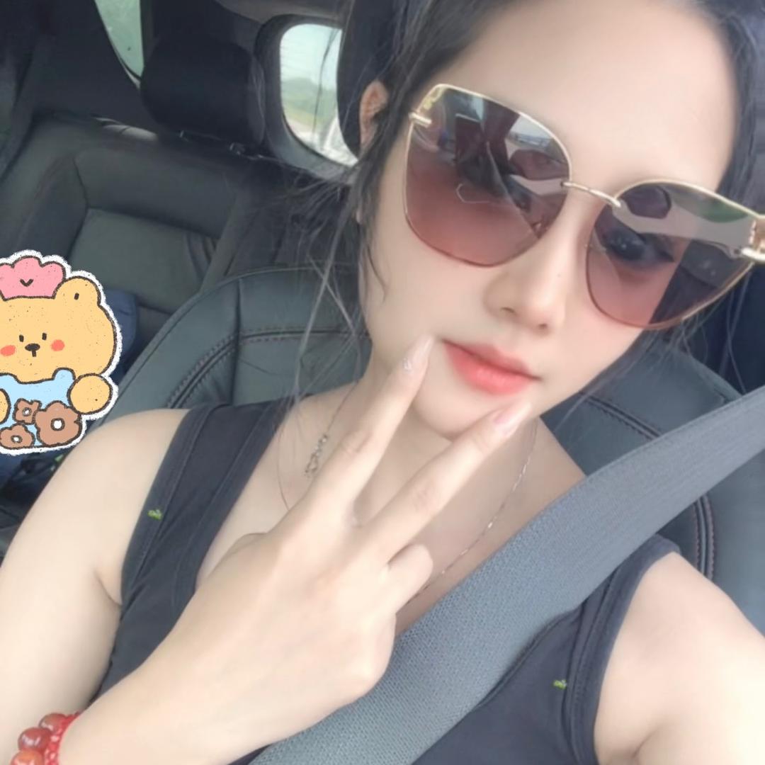@芳芳丫