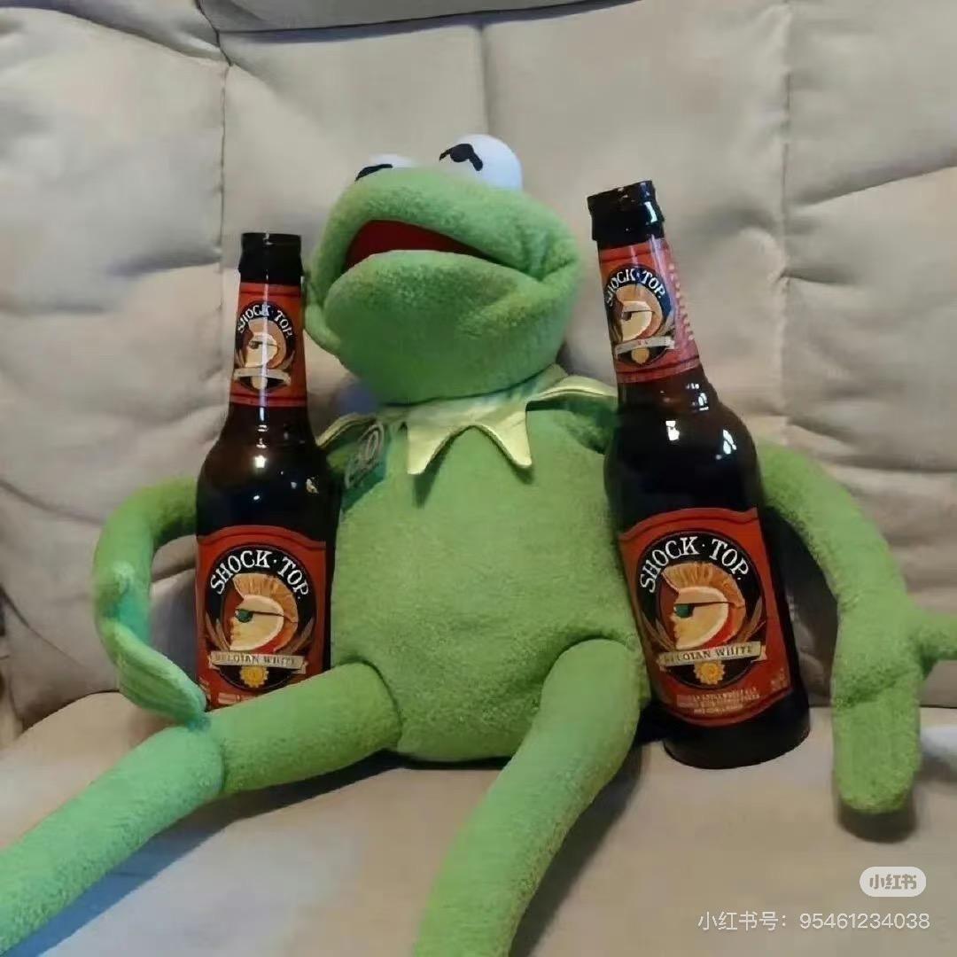 爱喝酒的绿青呱🐸