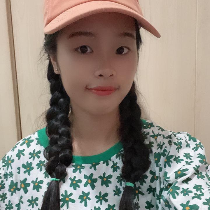 何杉杉(在湖南)