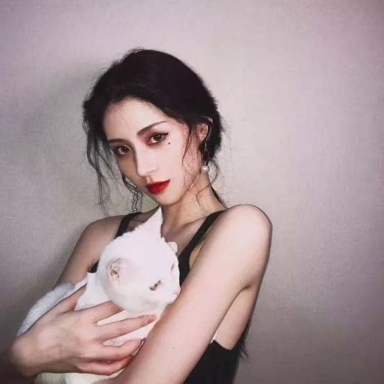 Zhෆ·ᰔᩚao（打怪兽👹中）