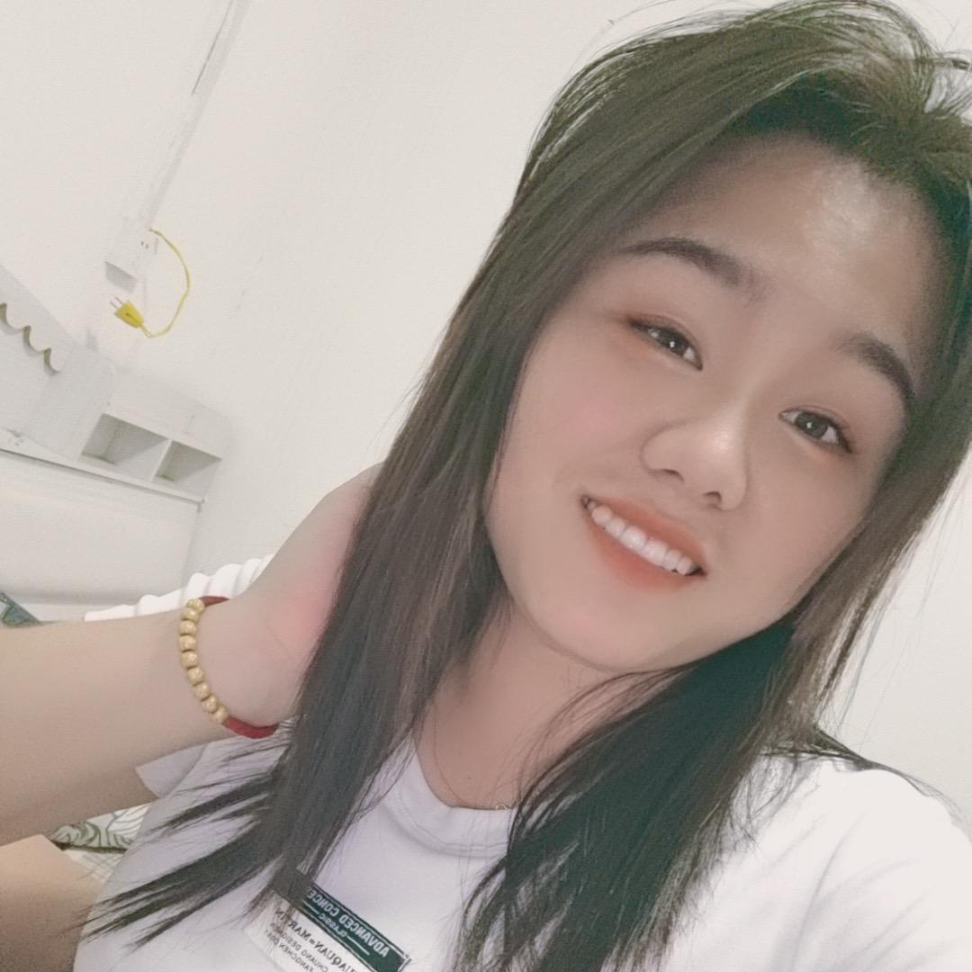 珂珂要抱抱