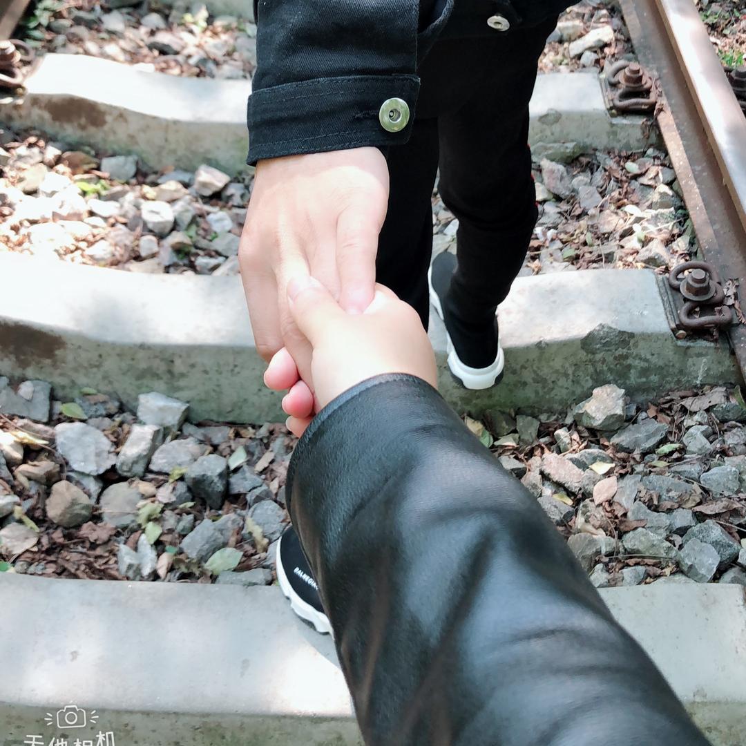 小小婷吖