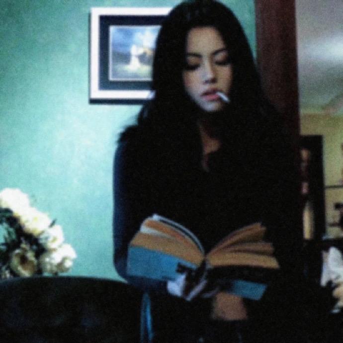 爱情只会让人变愚蠢