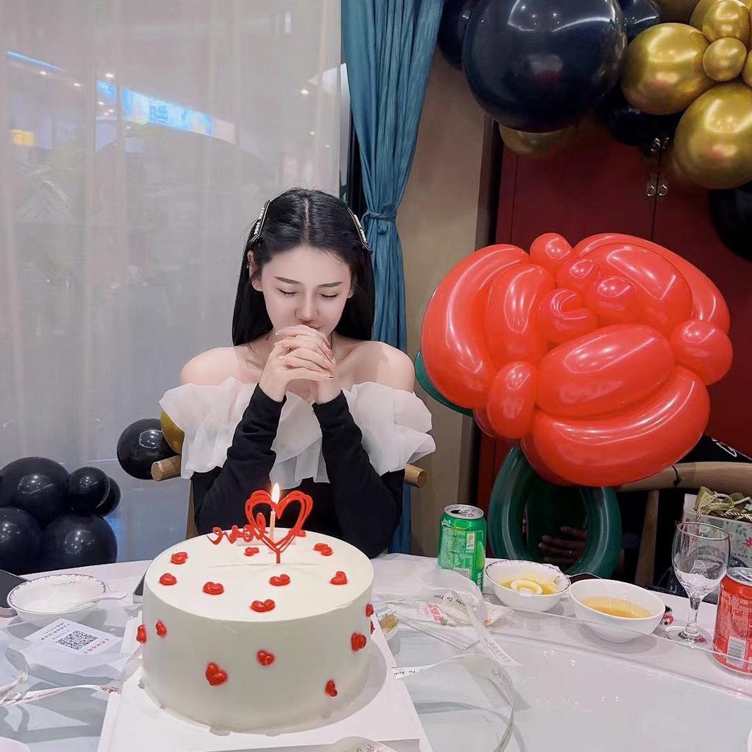 姗哥⁸⁴（已➖30）