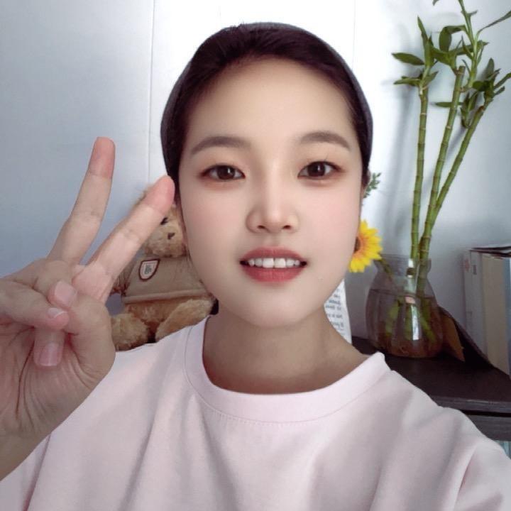 小霞姐姐