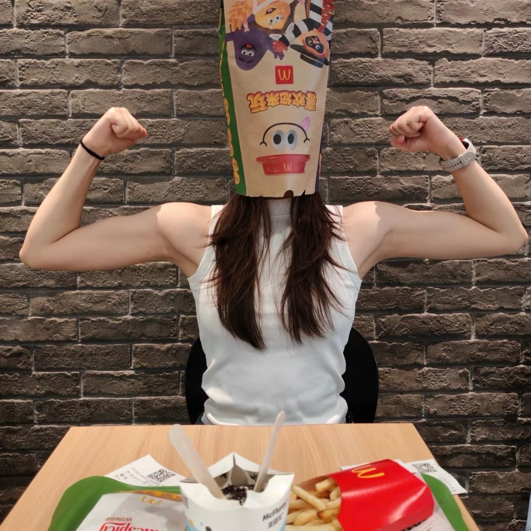 你看起来好像很好吃