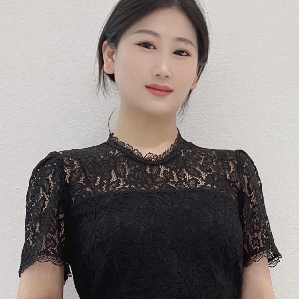 壹月穿搭