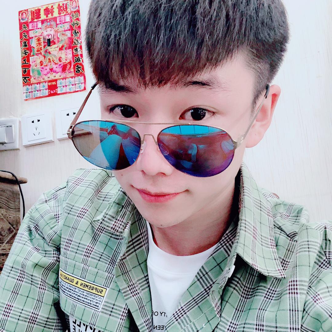 小宝哥