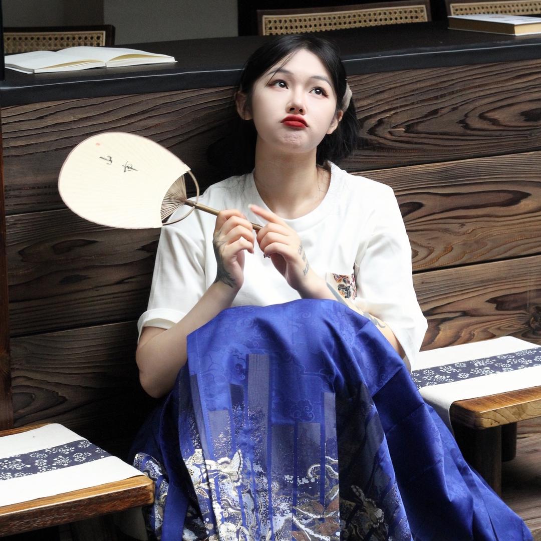 普通女子彭凉凉（无人在意版）
