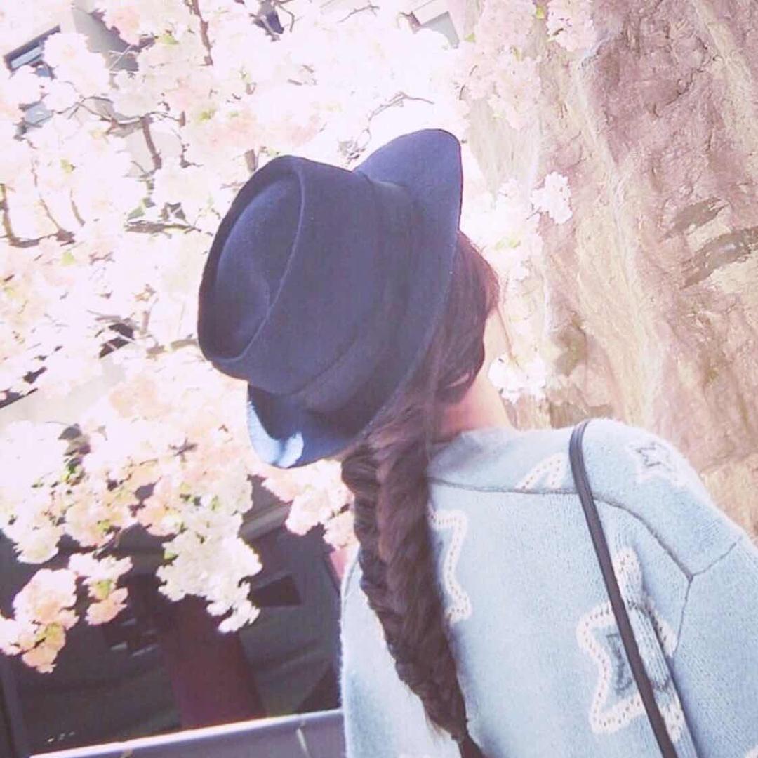 大苹果小姐姐