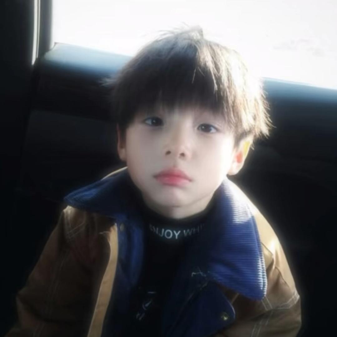 一条小🐟