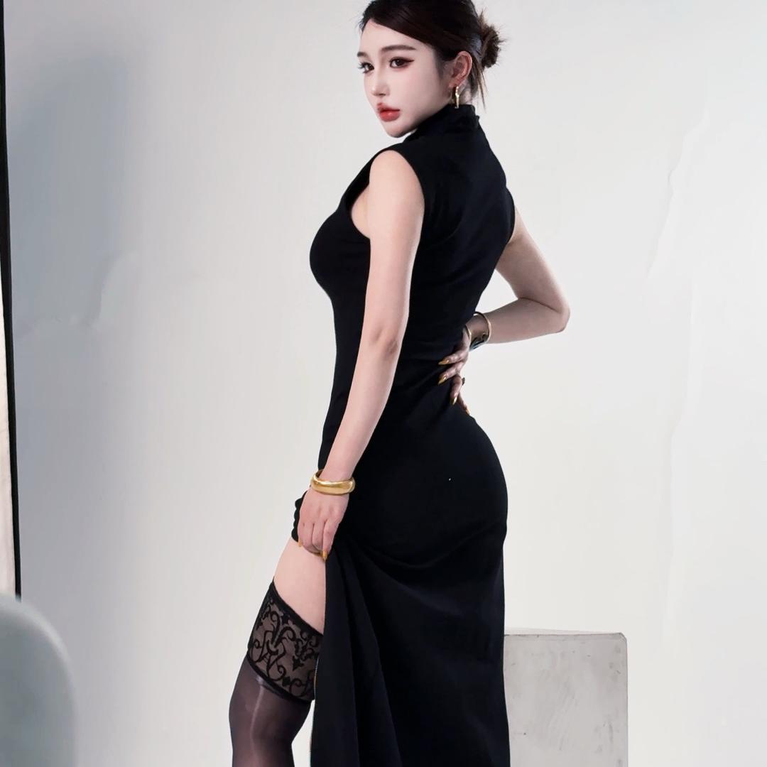 寇雅洁（实体女装老板娘）