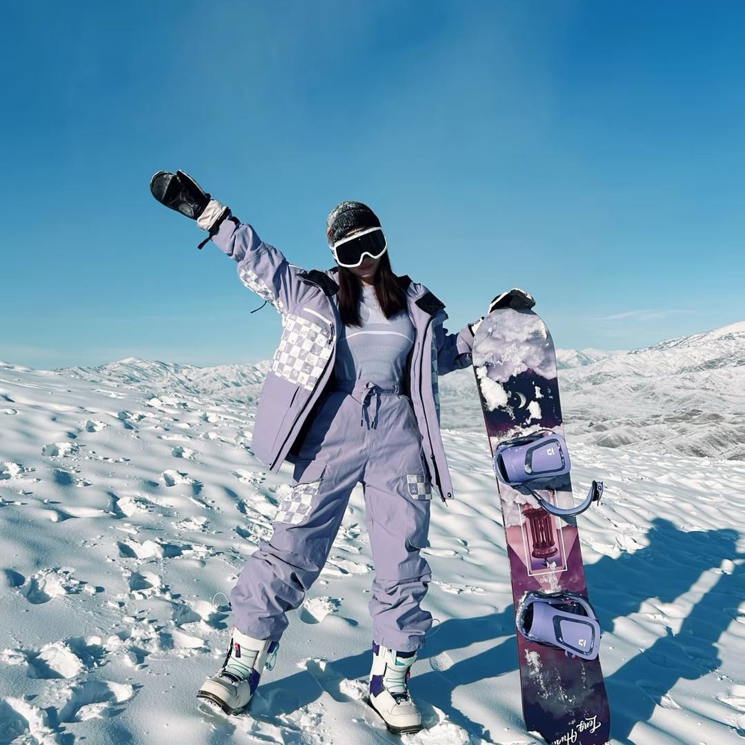 老夫子戴着假发