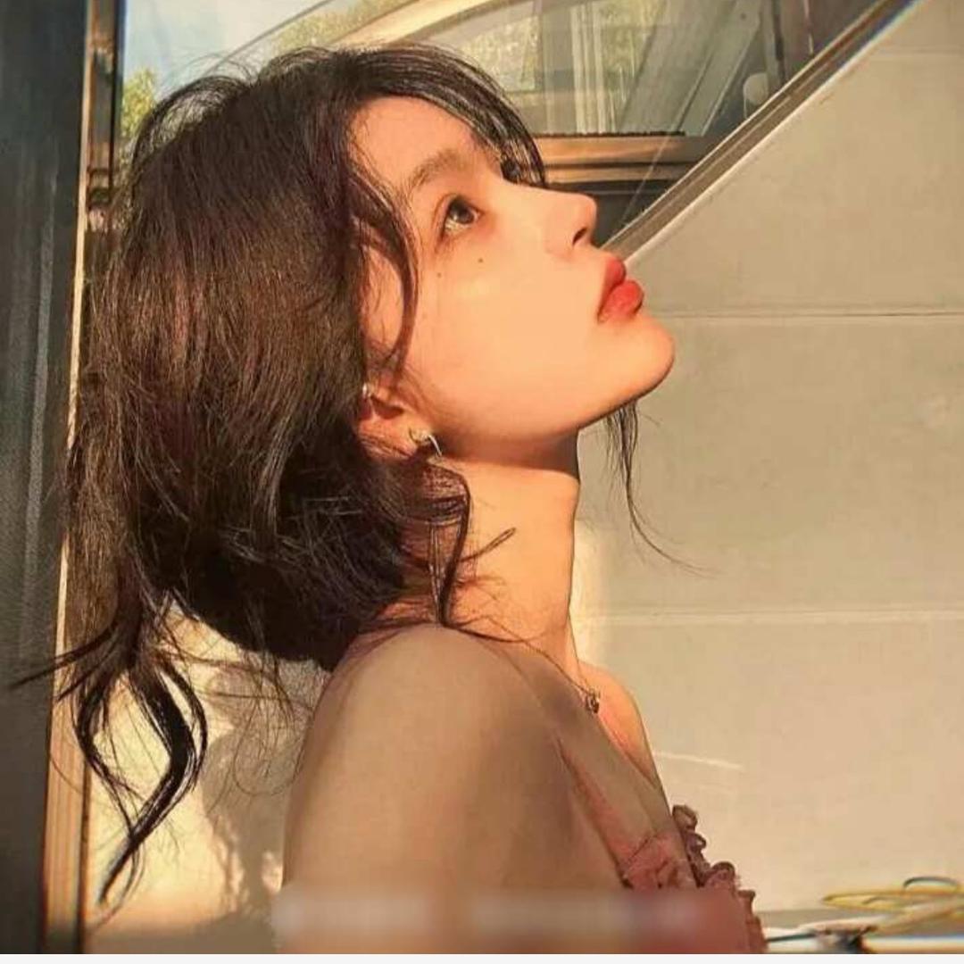小乖 .