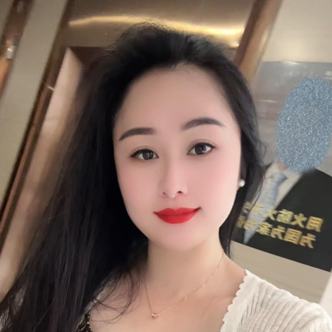 👑笑笑
