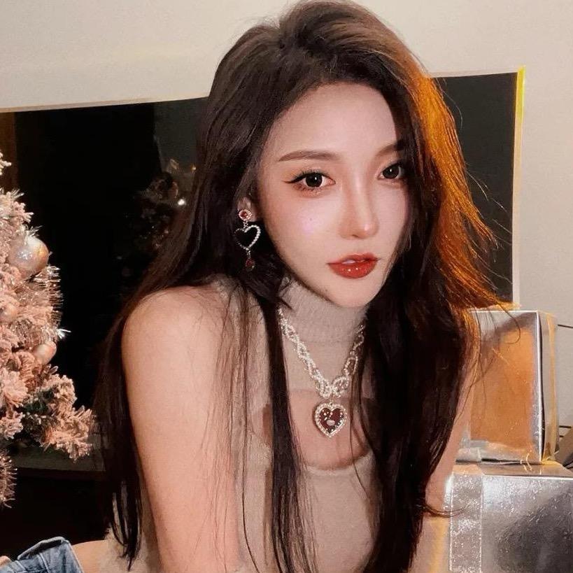 李予诺(直播穿搭返场)