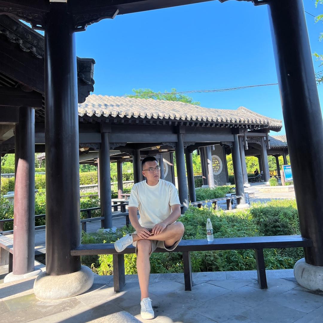 傲