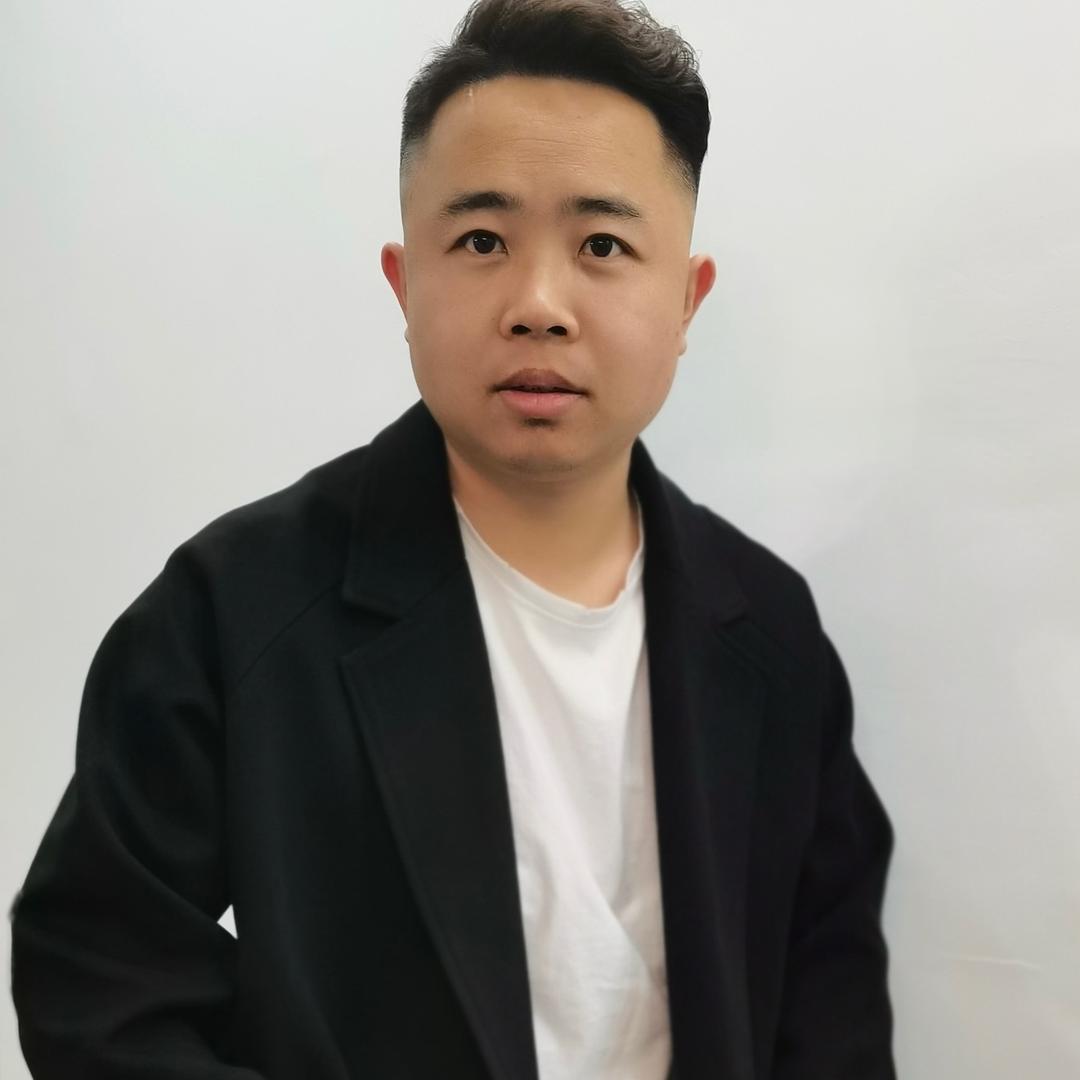 青春美业 F。风度 ℃