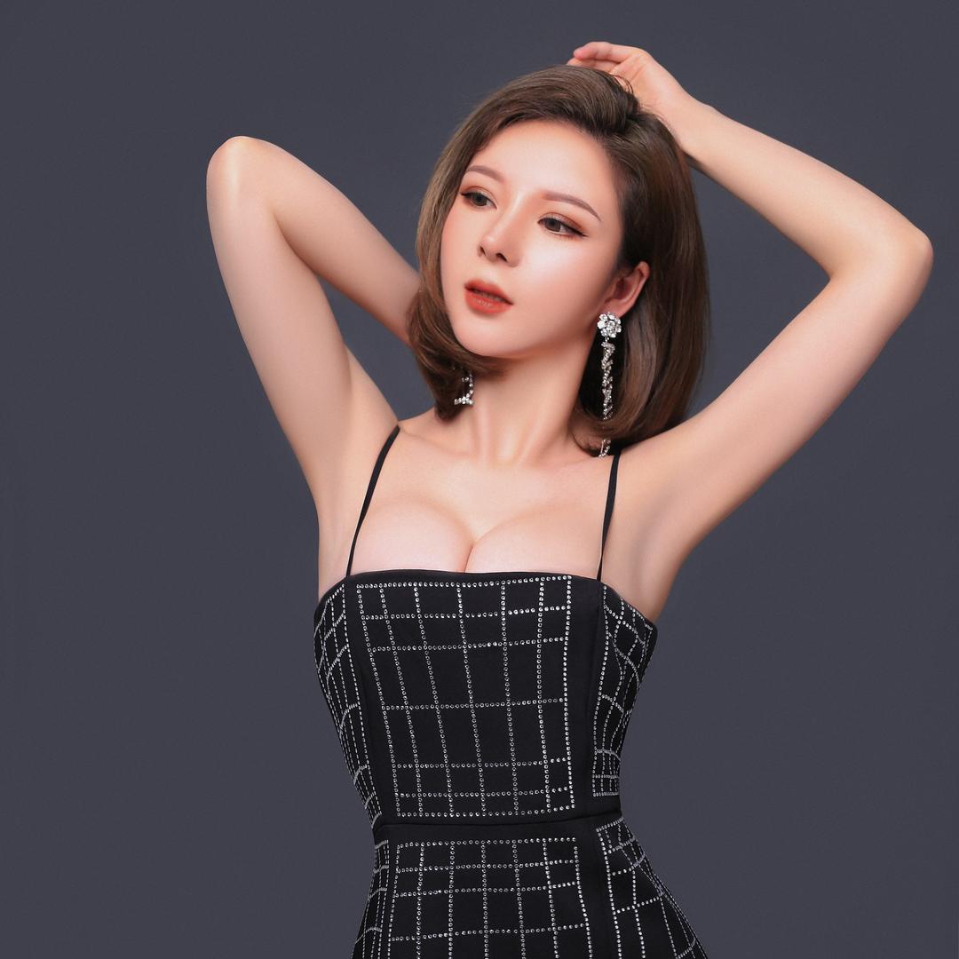 周炘玥