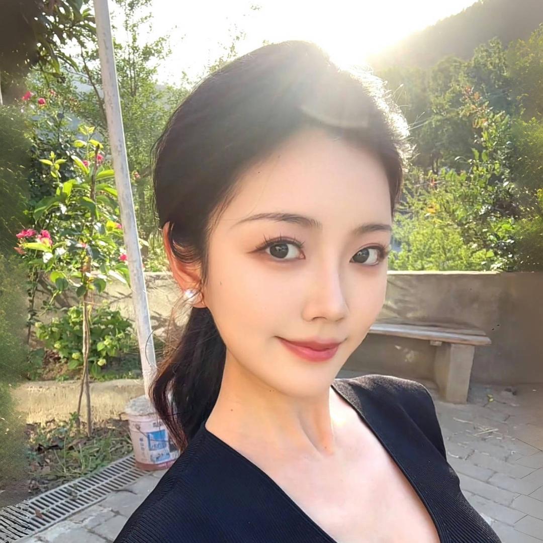 隔壁老纭