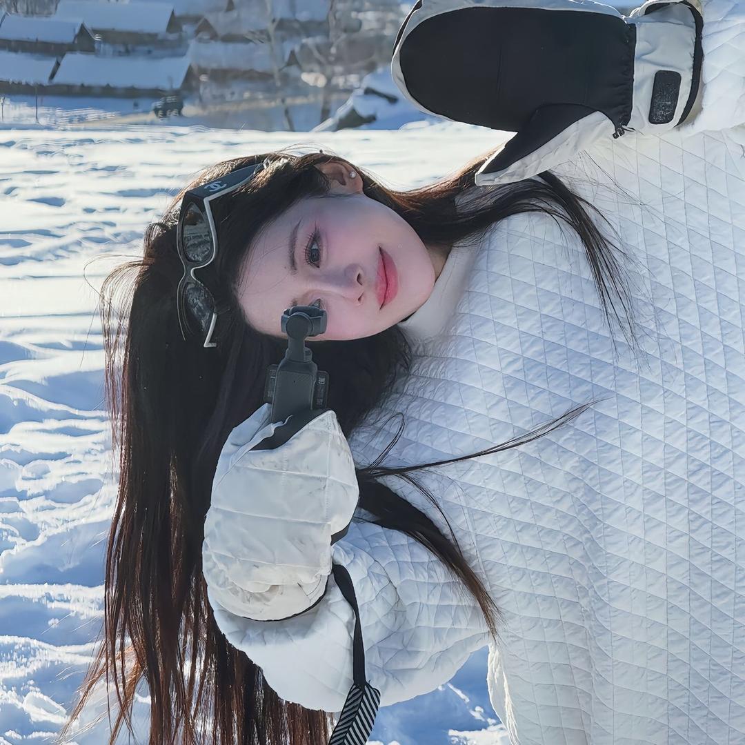 雪雪（清醒爱自己）