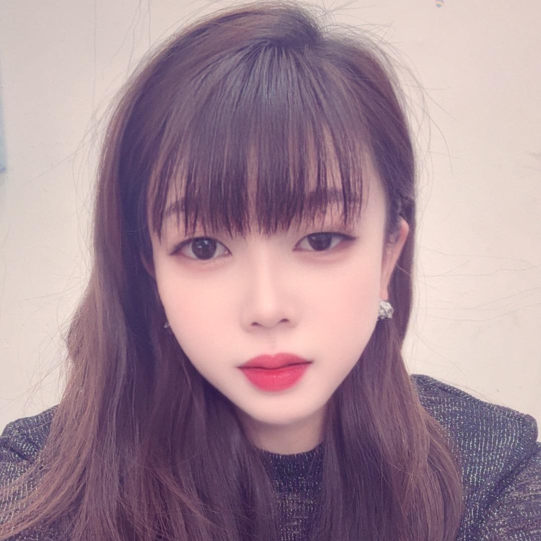 《遇见时尚女装》步行街