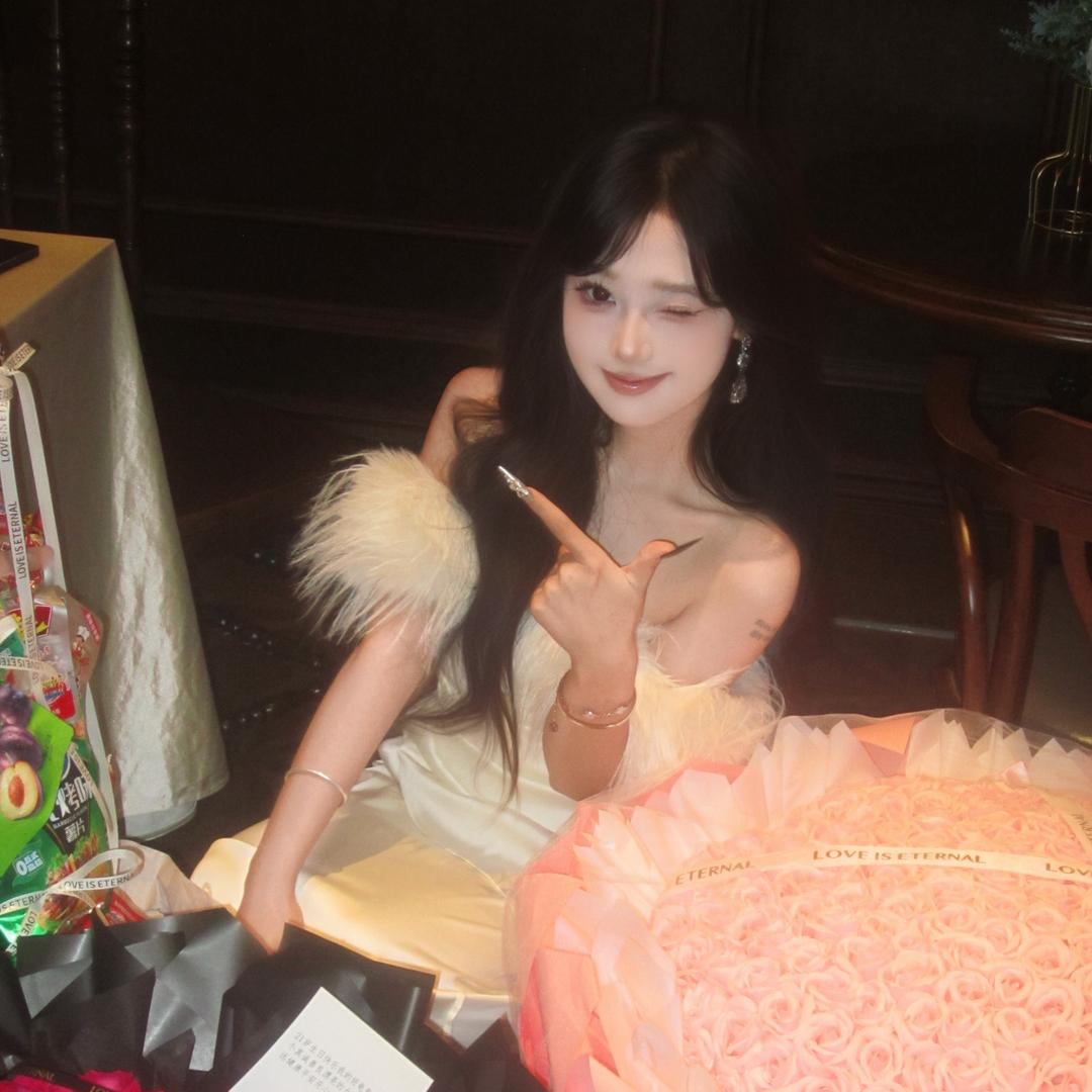 在泉州的化妆师米娅