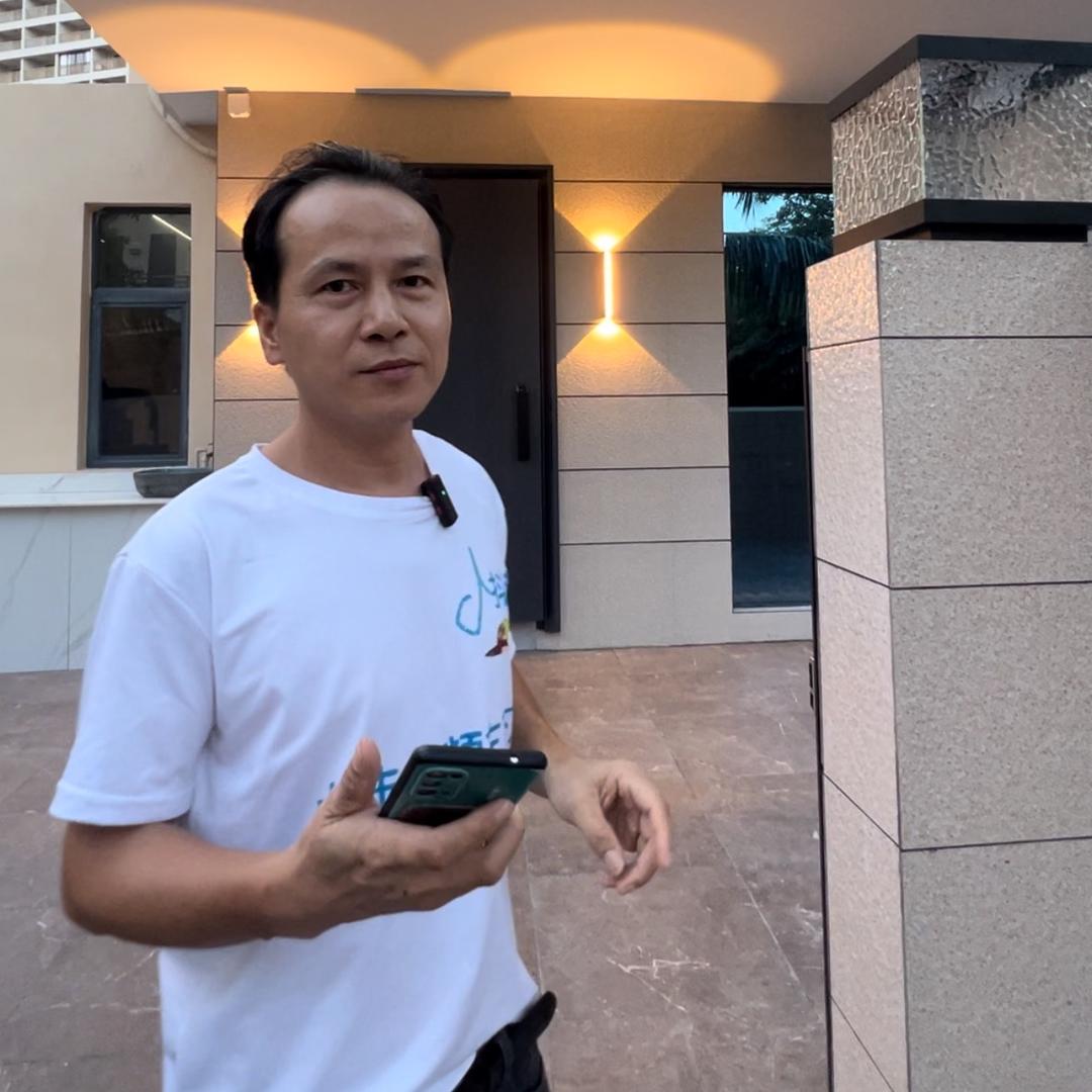 吴川市覃巴光哥别墅（鼎龙湾）