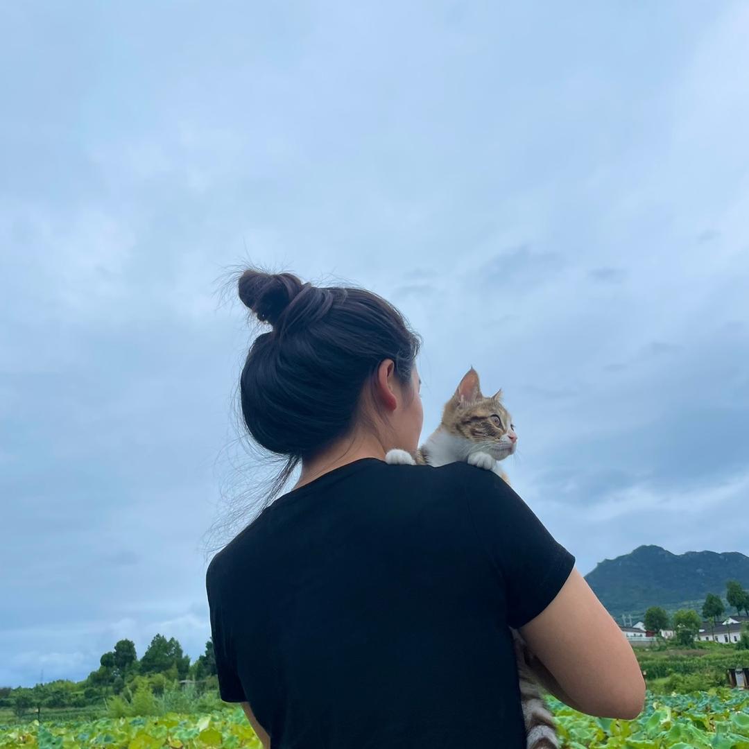 我爱吃中学门口的炸串