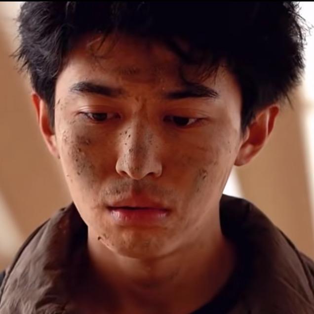 大哥嘴里的玻璃珠