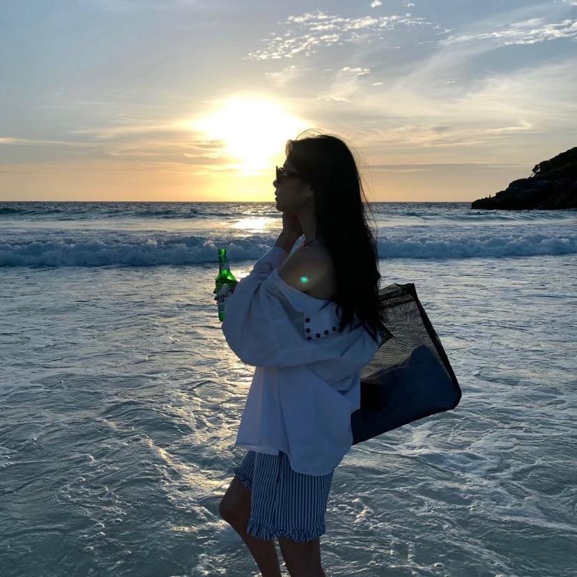 就爱吃香菜 /