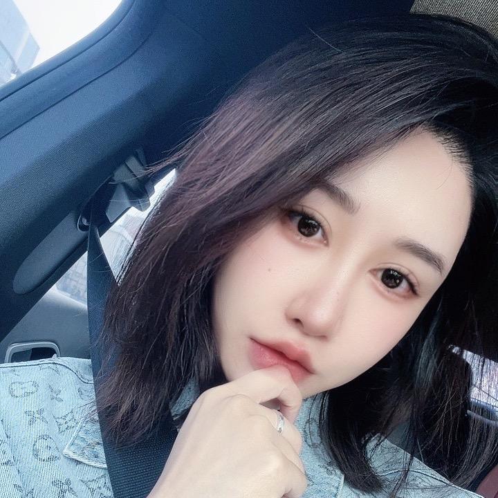 月亮姐姐🌙 🌙