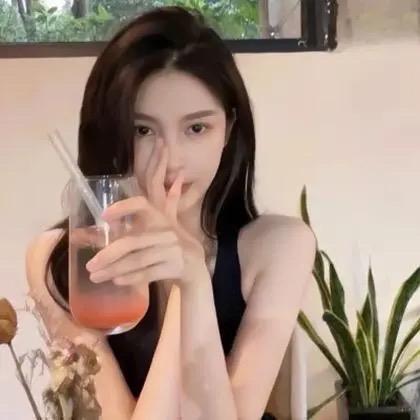 💕念念 单身欠十二万分