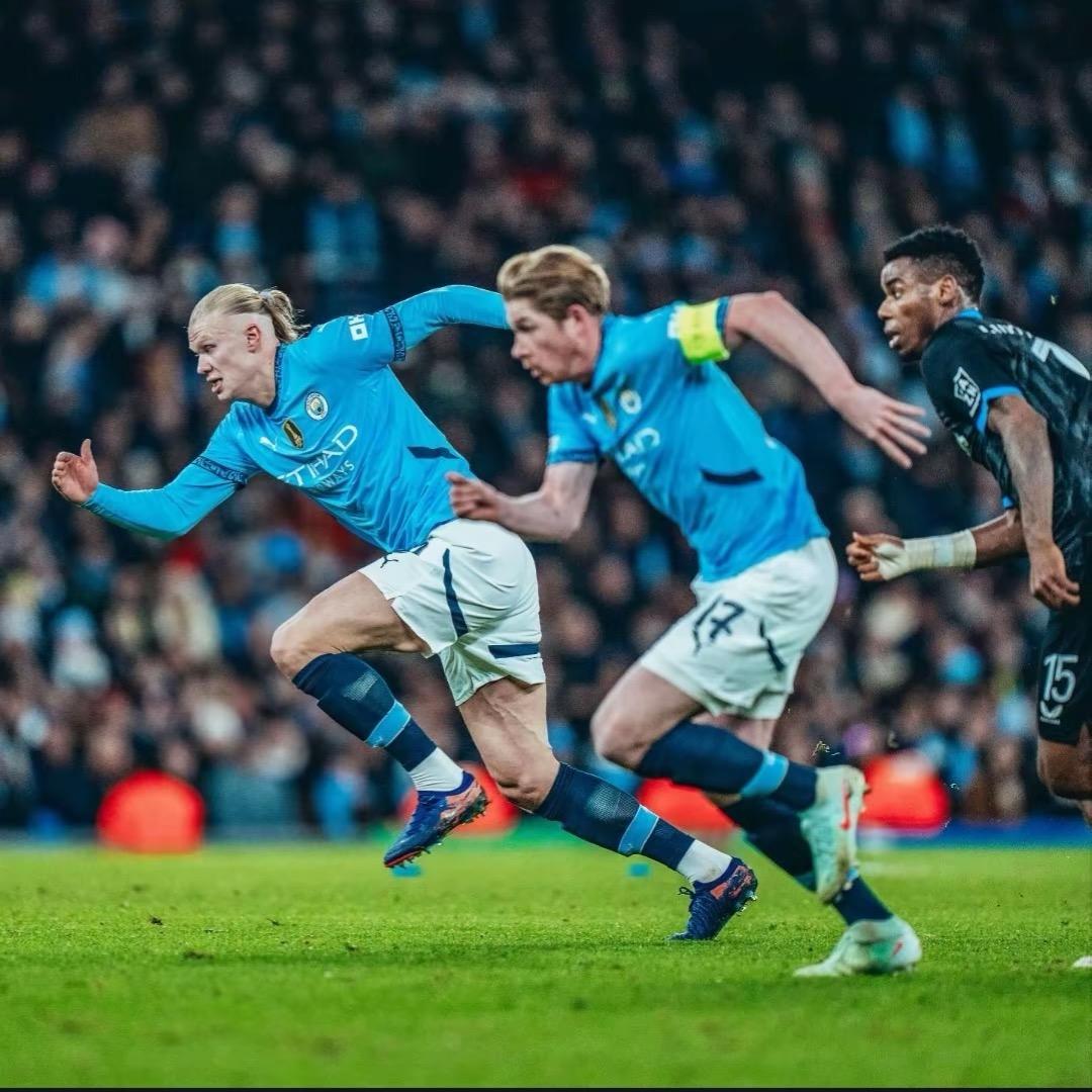 利桑德罗·马丁内斯