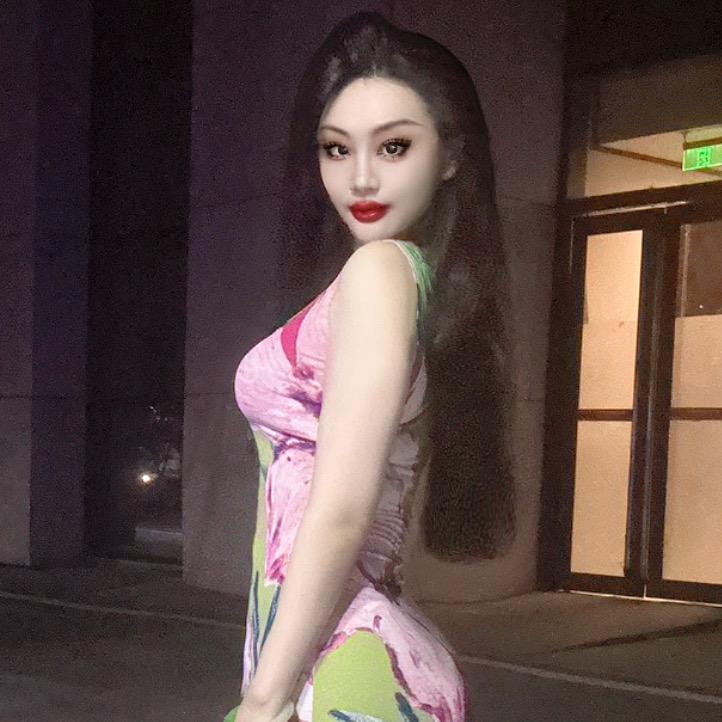 聆奈大小姐