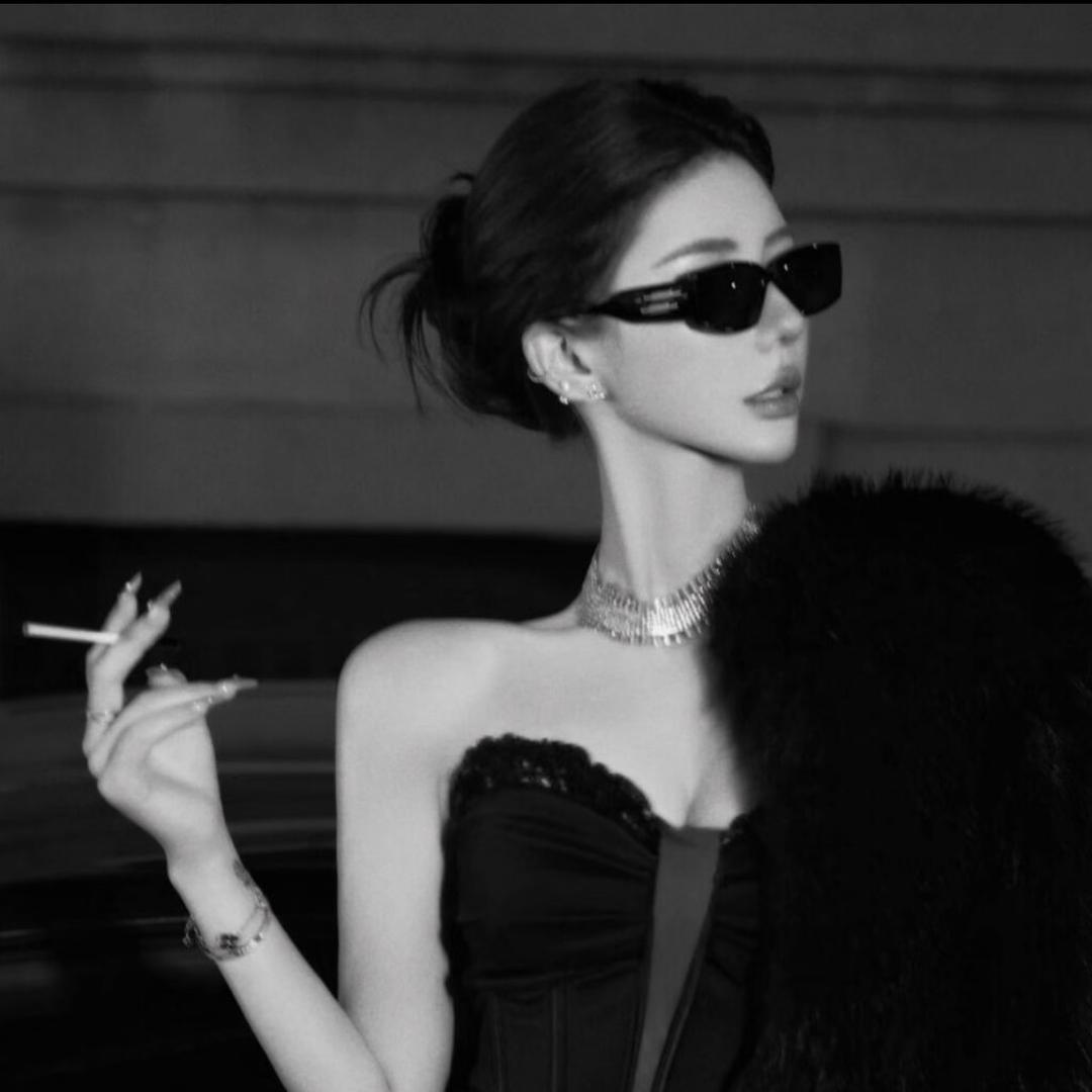 顺顺ราบรื่น🇹🇭