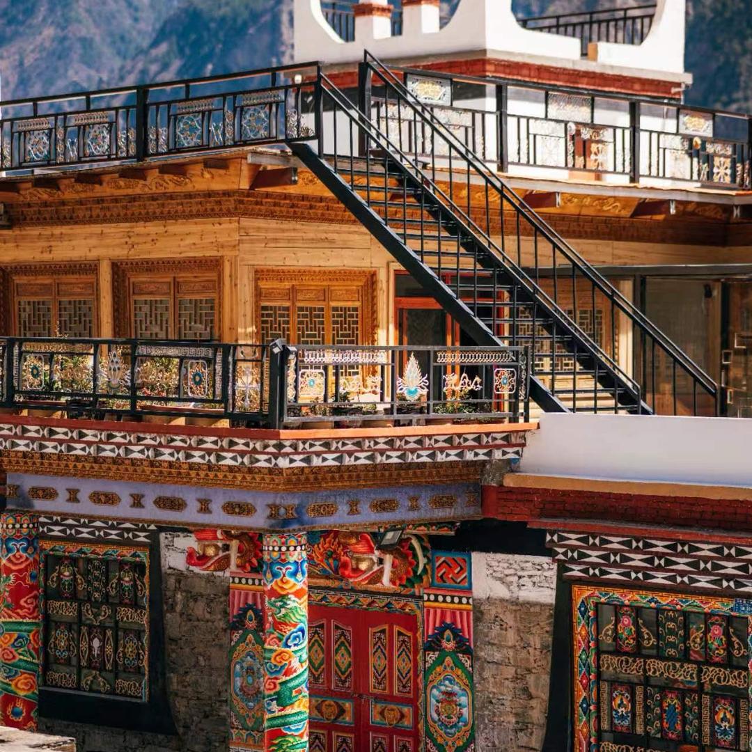 丹巴县卓卓沫源山居酒店官方号