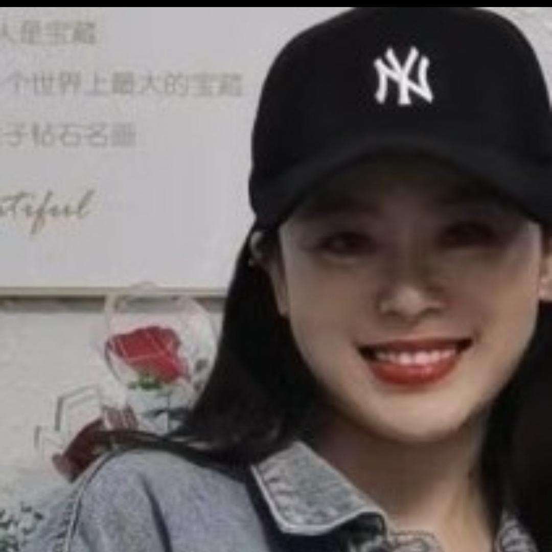 是白白呀！